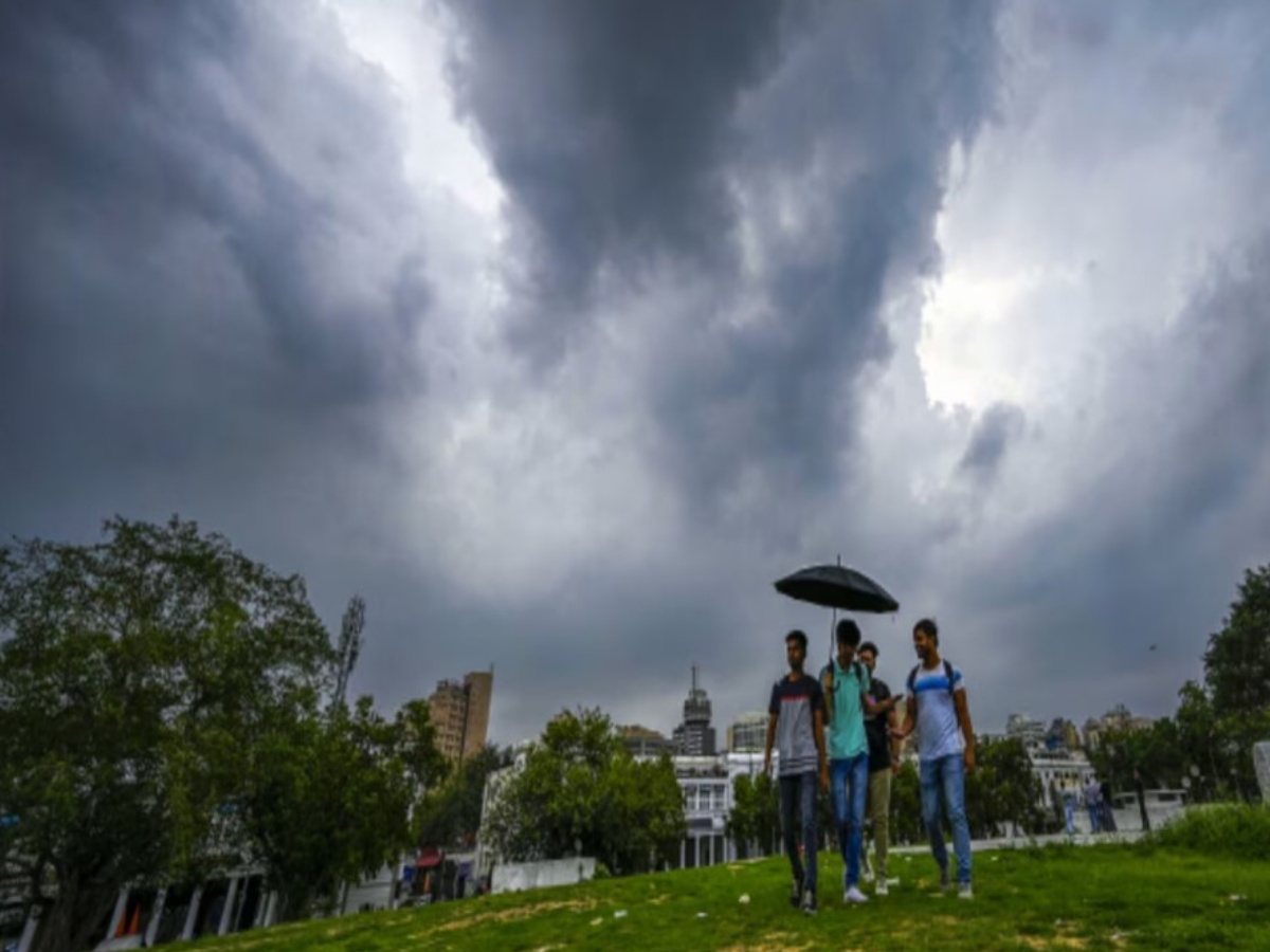 Rajasthan Weather Update: राजस्थान में जल्द गर्मी की चुभन होगी शुरू, 18 फरवरी से बारिश मचाएगी तबाही Rajasthan Weather Update: राजस्थान में जल्द गर्मी की चुभन होगी शुरू, 18 फरवरी से बारिश मचाएगी तबाही