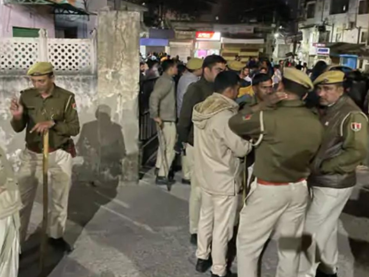 Ajmer News: खेल-खेल में बच्चों की हुई लड़ाई में दो पक्षों के बीच हो गया विवाद, जमकर हुई पत्थरबाजी