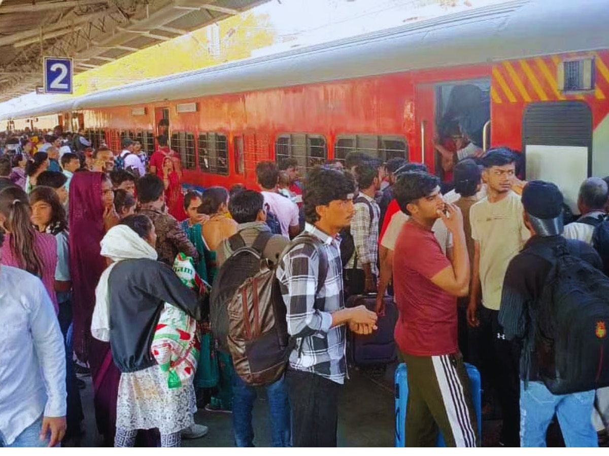 bhopal railway station 