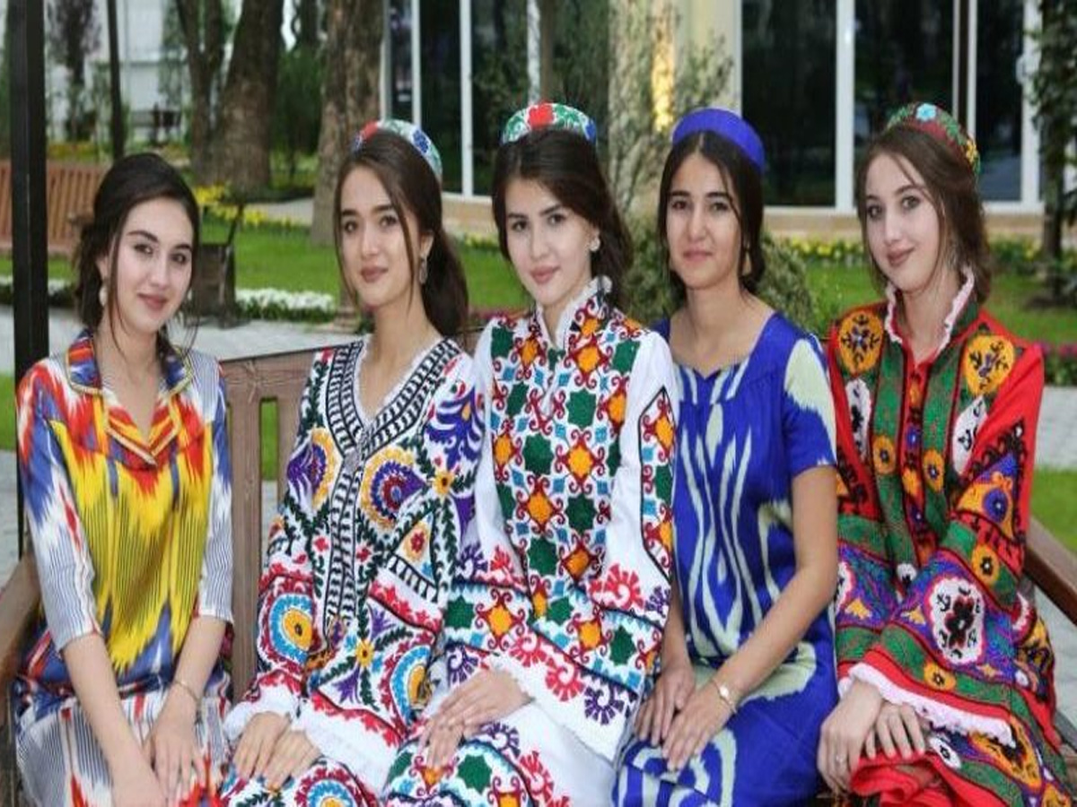 इस मुस्लिम देश में गाइडलाइंस के मुताबिक कपड़े पहनेंगी महिलाएं इस मुस्लिम देश में गाइडलाइंस के मुताबिक कपड़े पहनेंगी महिलाएं