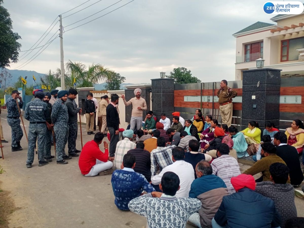 Punjab Teachers Protest:  ਸਿੱਖਿਆ ਮੰਤਰੀ ਦੀ ਰਿਹਾਇਸ਼ ਅੱਗੇ ਗਰਜੇ ਈਟੀਟੀ ਬੇਰੁਜ਼ਗਾਰ ਅਧਿਆਪਕ