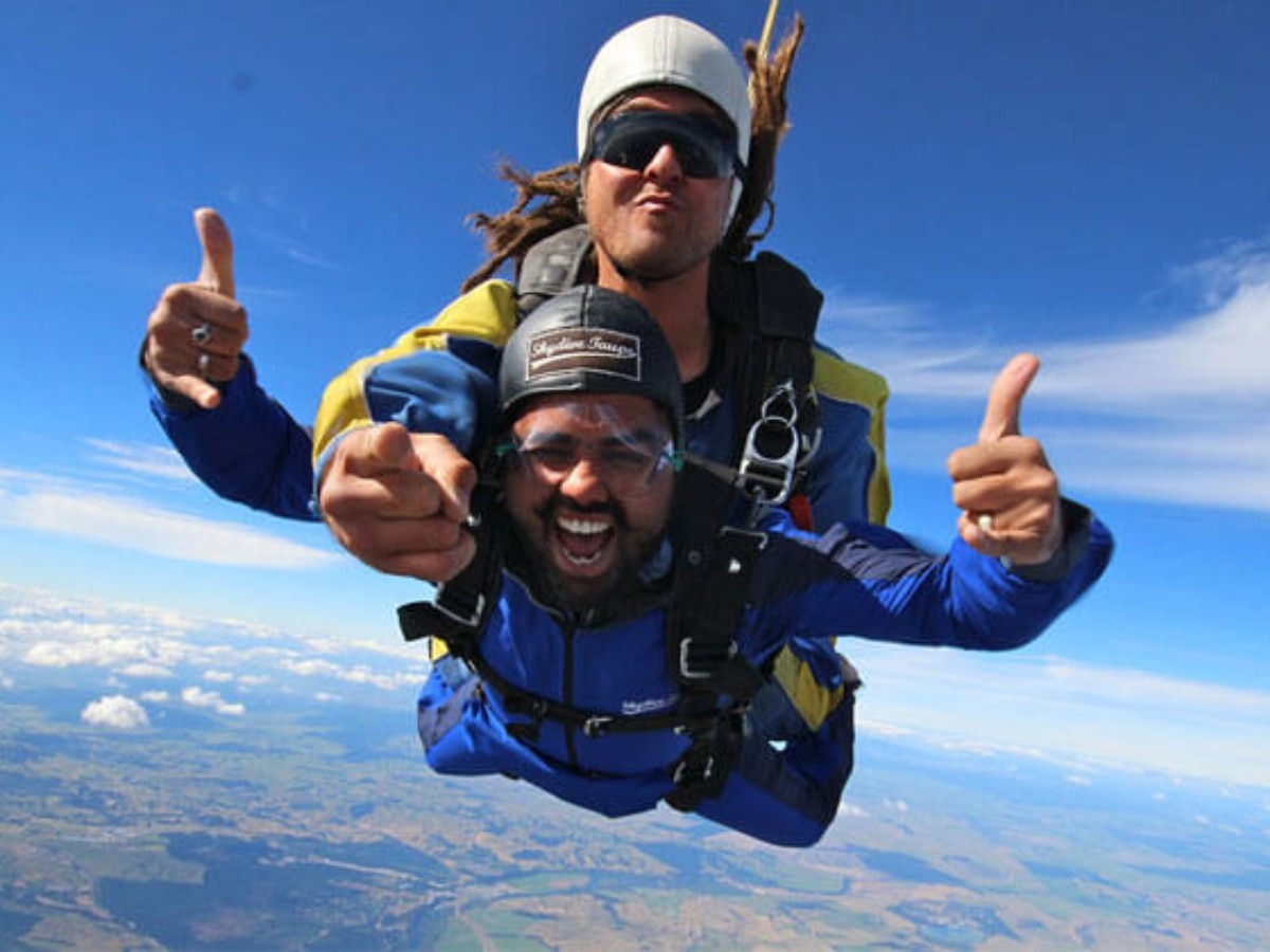 एडवेंचर लवर्स के लिए गुड न्यूज! भारत की इन 5 जगहों पर कर सकते हैं Skydiving