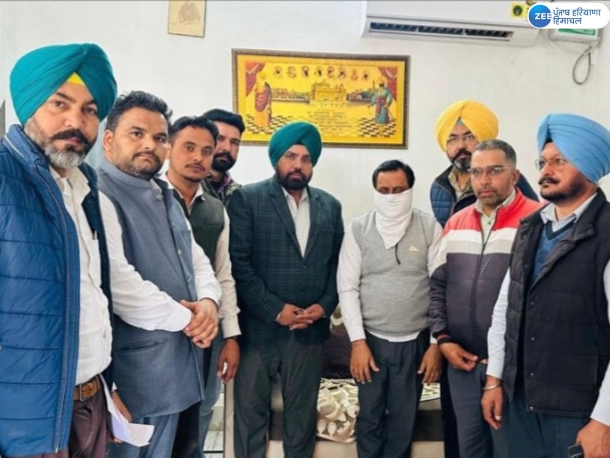 Clerk Arrest News: ਵਿਧਵਾ ਔਰਤ ਤੋਂ  20,000 ਰਿਸ਼ਵਤ ਲੈਂਦਾ ਕਲਰਕ ਰੰਗੇ ਹੱਥੀ ਗ੍ਰਿਫਤਾਰ