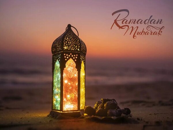 Ramadan Wishes: पीएम मोदी, राहुल गांधी समेत किस लीडर ने कैसे दी रमजान की बधाई