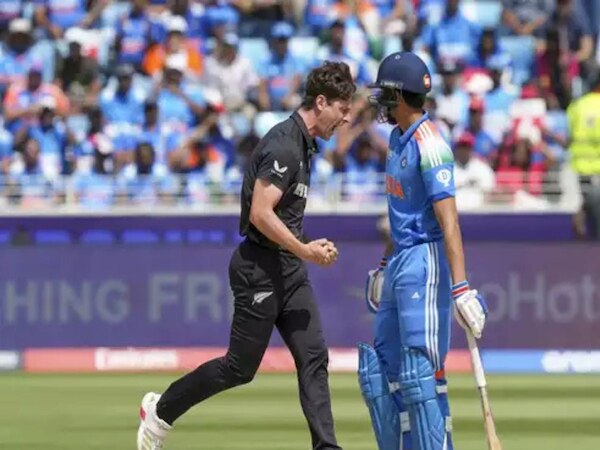 IND vs NZ: ବୋଲିଂ କରୁଛି ନ୍ୟୁଜିଲାଣ୍ଡ, ପିଟୁଛି ଭାରତ