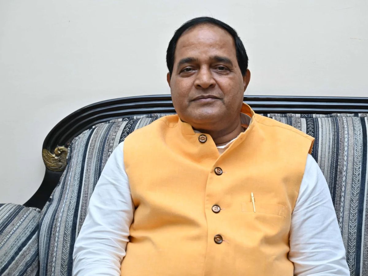 ମାସିକ ଆୟ ୧୦ ହଜାର ଥିଲେ ରାସନ କାର୍ଡ ଫେରାନ୍ତୁ, ମନ୍ତ୍ରୀଙ୍କ ଅପିଲ ମାସିକ ଆୟ ୧୦ ହଜାର ଥିଲେ ରାସନ କାର୍ଡ ଫେରାନ୍ତୁ, ମନ୍ତ୍ରୀଙ୍କ ଅପିଲ