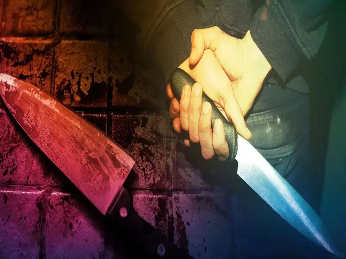 Mumbai: 10 रुपये के लिए अवधेश ने शाहनवाज पर किया चाकू से हमला, जानें पूरा मामला Mumbai: 10 रुपये के लिए अवधेश ने शाहनवाज पर किया चाकू से हमला, जानें पूरा मामला