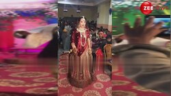 ये कर लो पहले! दूल्हा-दुल्हन ने वरमाला से पहले बनाई ऐसी रील, देख हंसते हुए पेट दर्द हो जाएगा