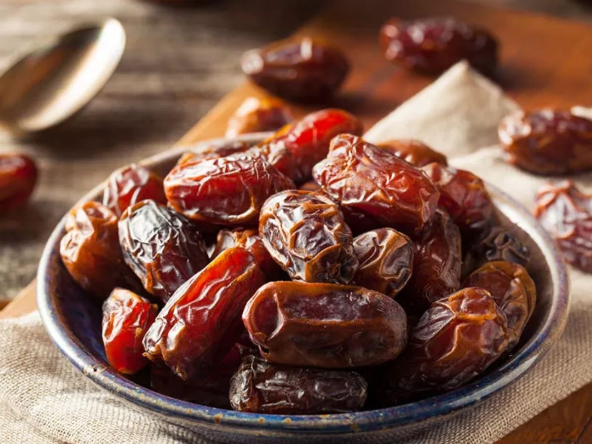 Israeli dates in markets amid boycott of his products due to War with ...