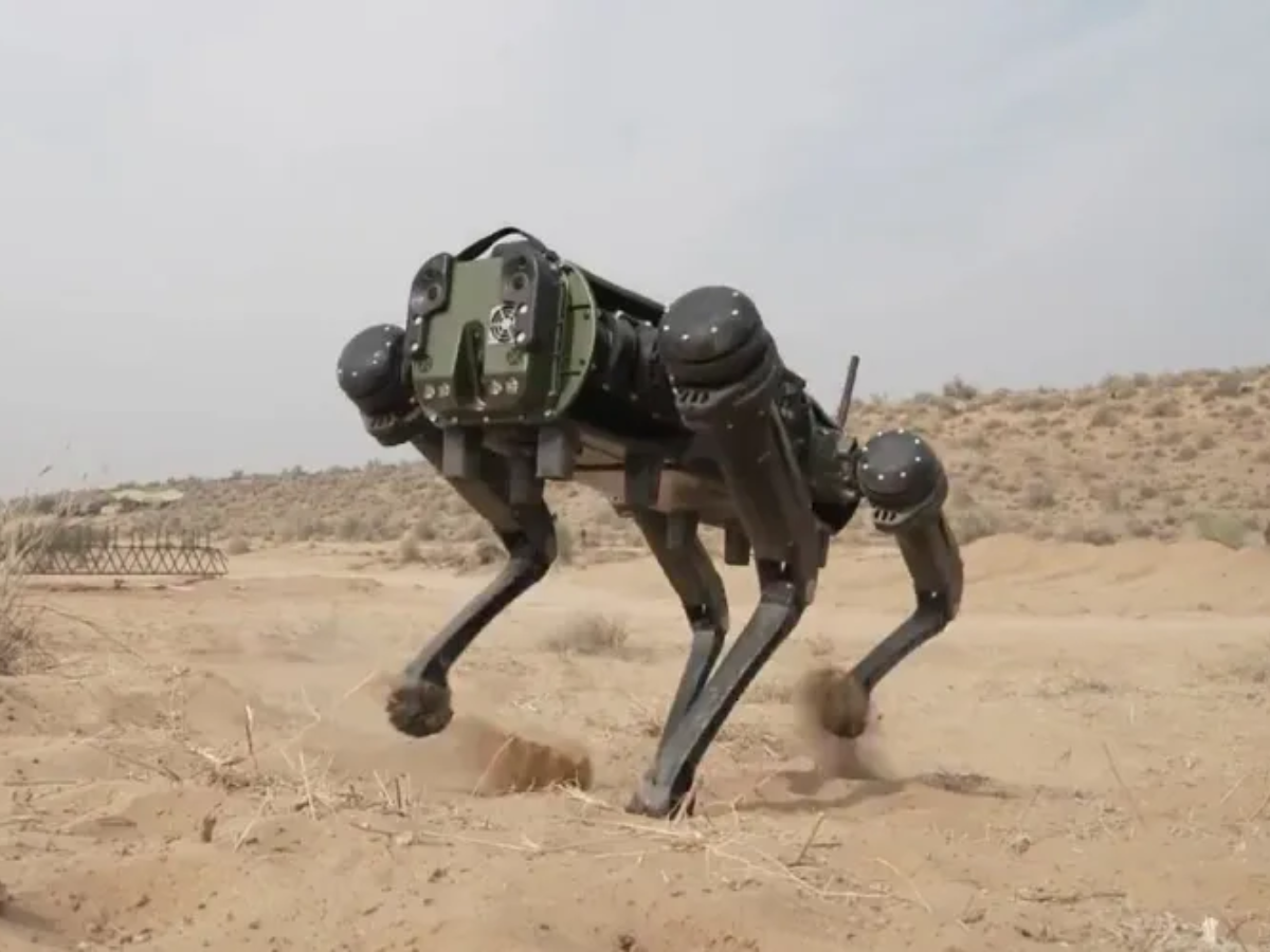 भारत का वो रोबोटिग डॉग, जिसके सामने जेम्स बॉन्ड भी फेल; दुश्मनों का बताता है चप्पा-चप्पा