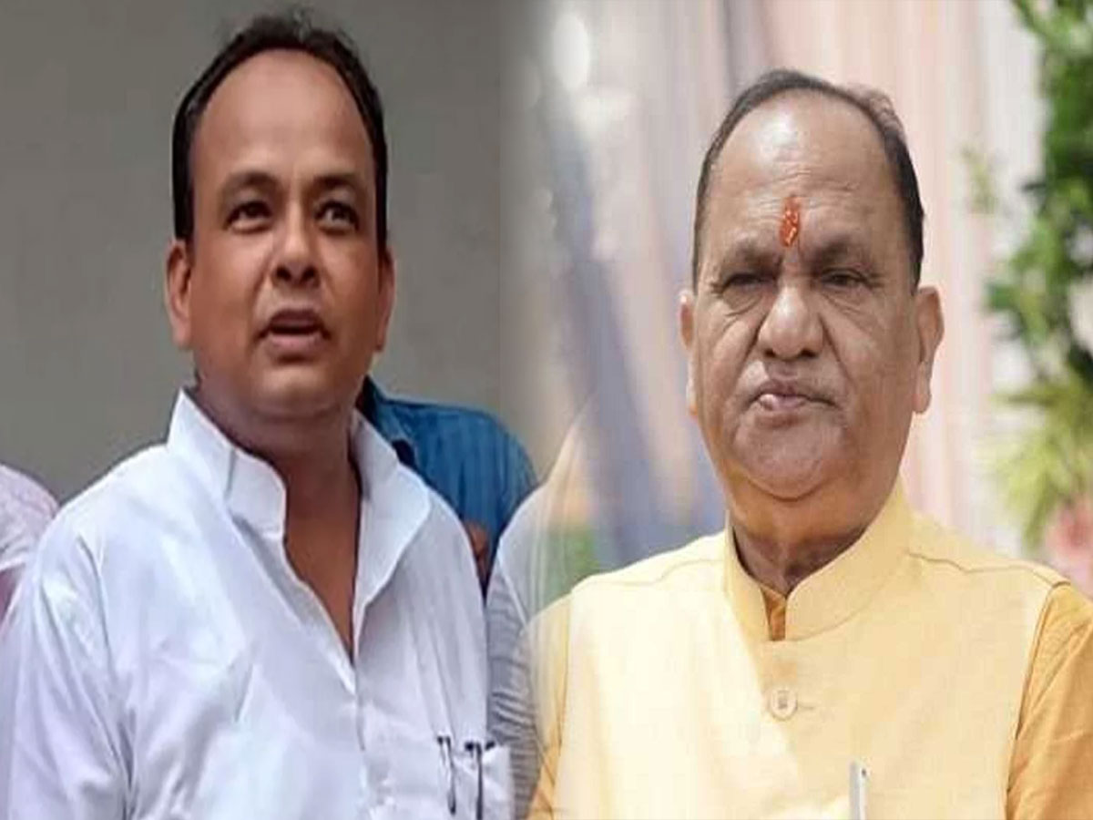 Jharkhand: मंत्री इरफान अंसारी और सीपी सिंह में जुबानी जंग, एक-दूसरे पर लगाए संगीन इल्जाम Jharkhand: मंत्री इरफान अंसारी और सीपी सिंह में जुबानी जंग, एक-दूसरे पर लगाए संगीन इल्जाम