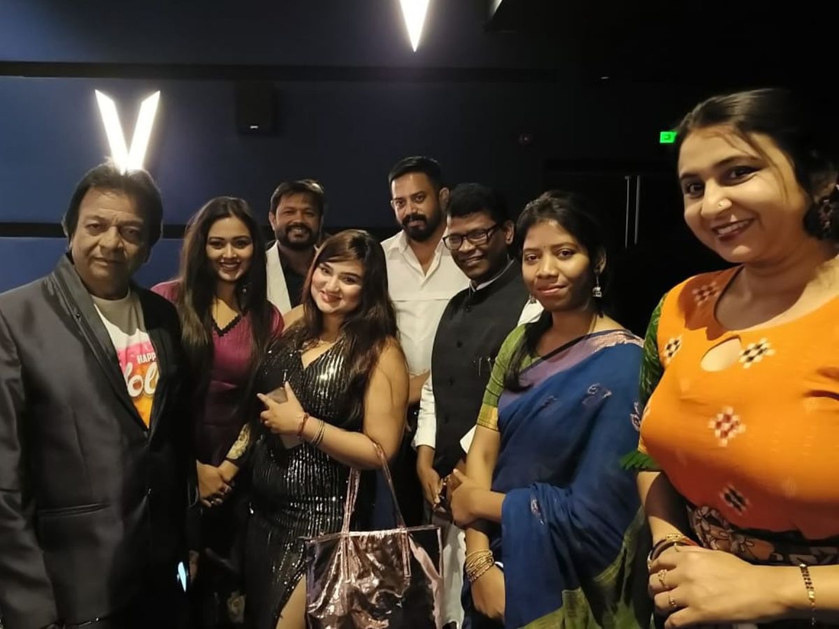 Ollywood News: "ଶିମଲୀ"ର ସ୍ପେସିଆଲ ସ୍କ୍ରିନିଂ, ୧୪ ମାର୍ଚ୍ଚରେ ମୁକ୍ତିଲାଭ Ollywood News: "ଶିମଲୀ"ର ସ୍ପେସିଆଲ ସ୍କ୍ରିନିଂ, ୧୪ ମାର୍ଚ୍ଚରେ ମୁକ୍ତିଲାଭ