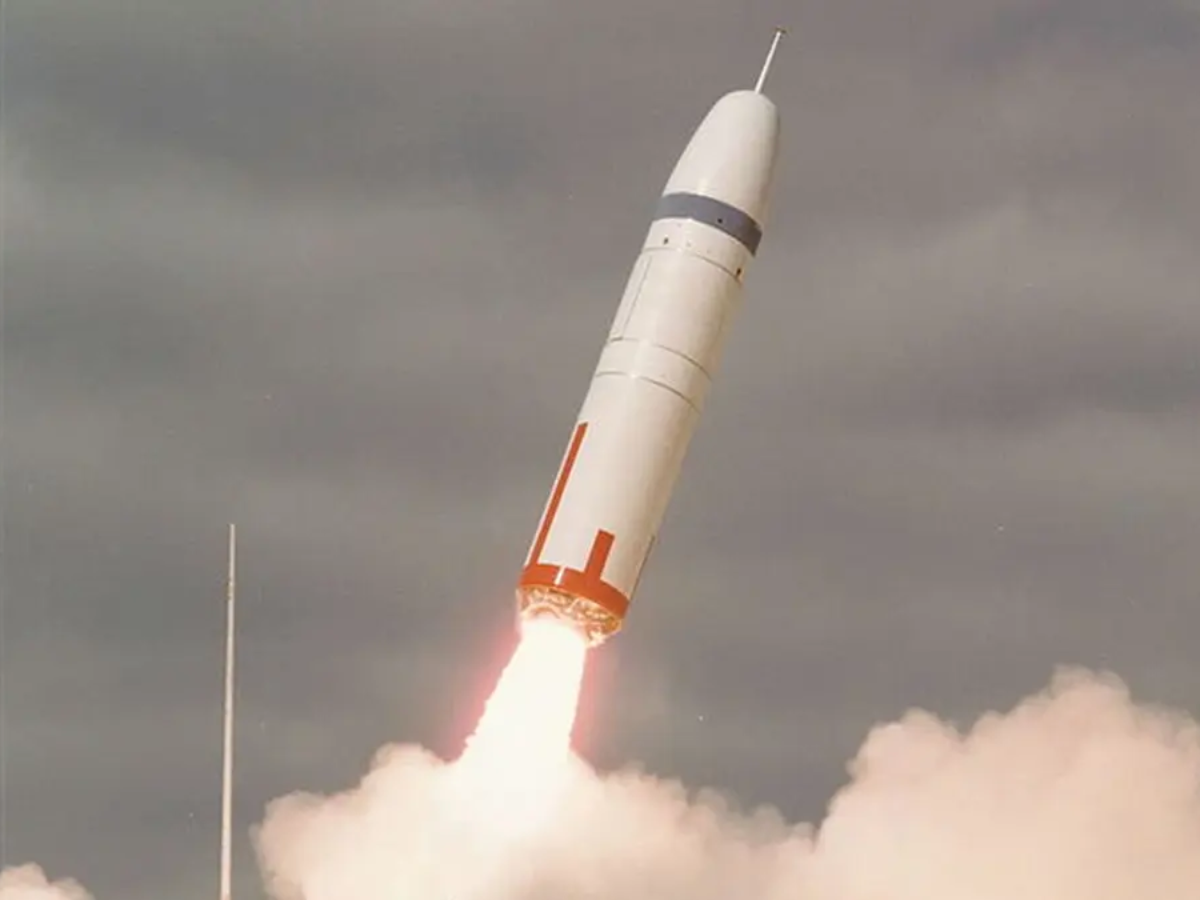 दुनिया का सबसे महंगा हथियार, कीमत इतनी कि भूल बैठेंगे गिनती!