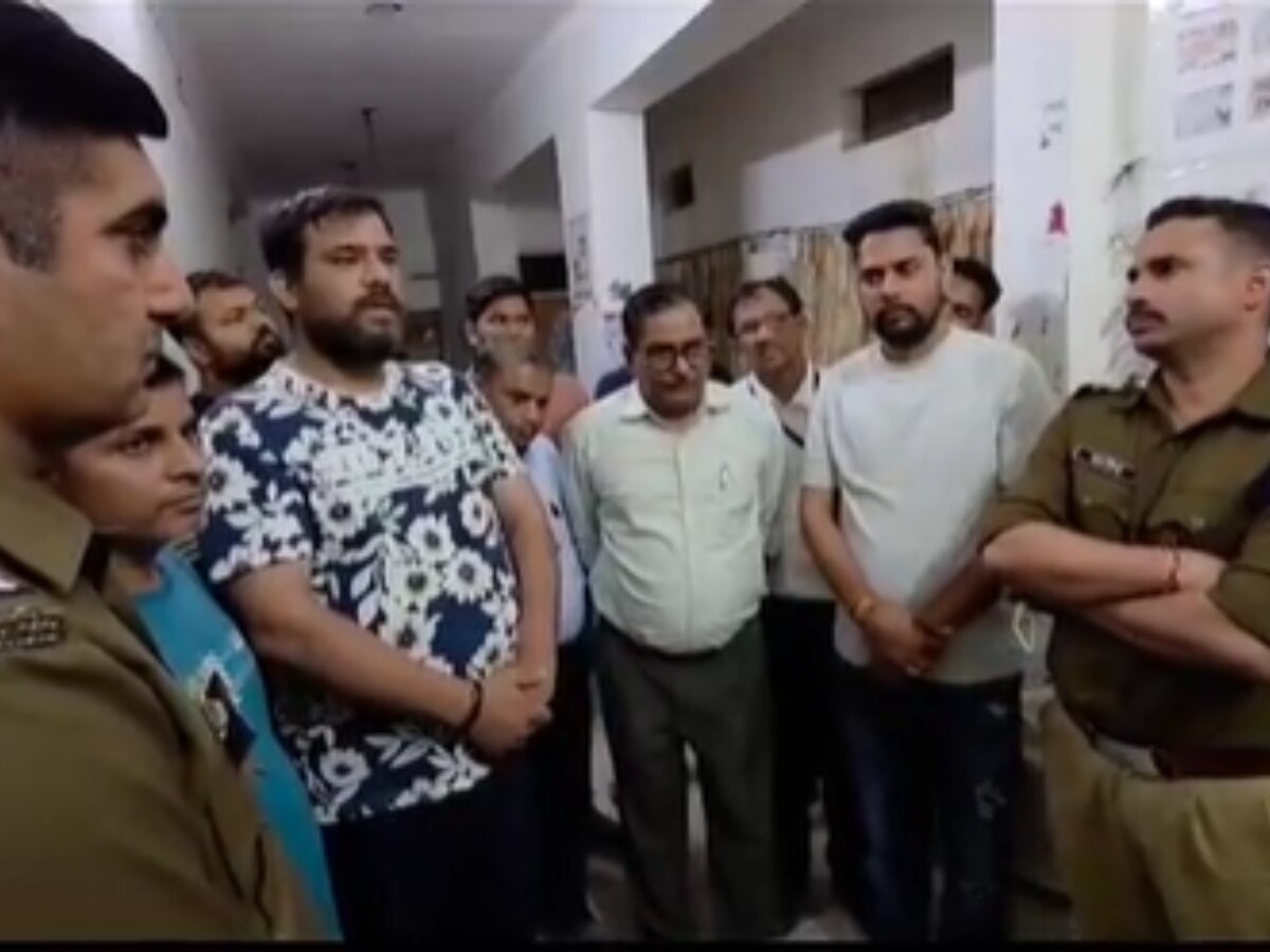 Bhilwara News: भीलवाड़ा में होली के जश्न पर असामाजिक तत्वों ने डाला ब्रेक, रंग में भंग डालने के लिए कर डाला कांड...