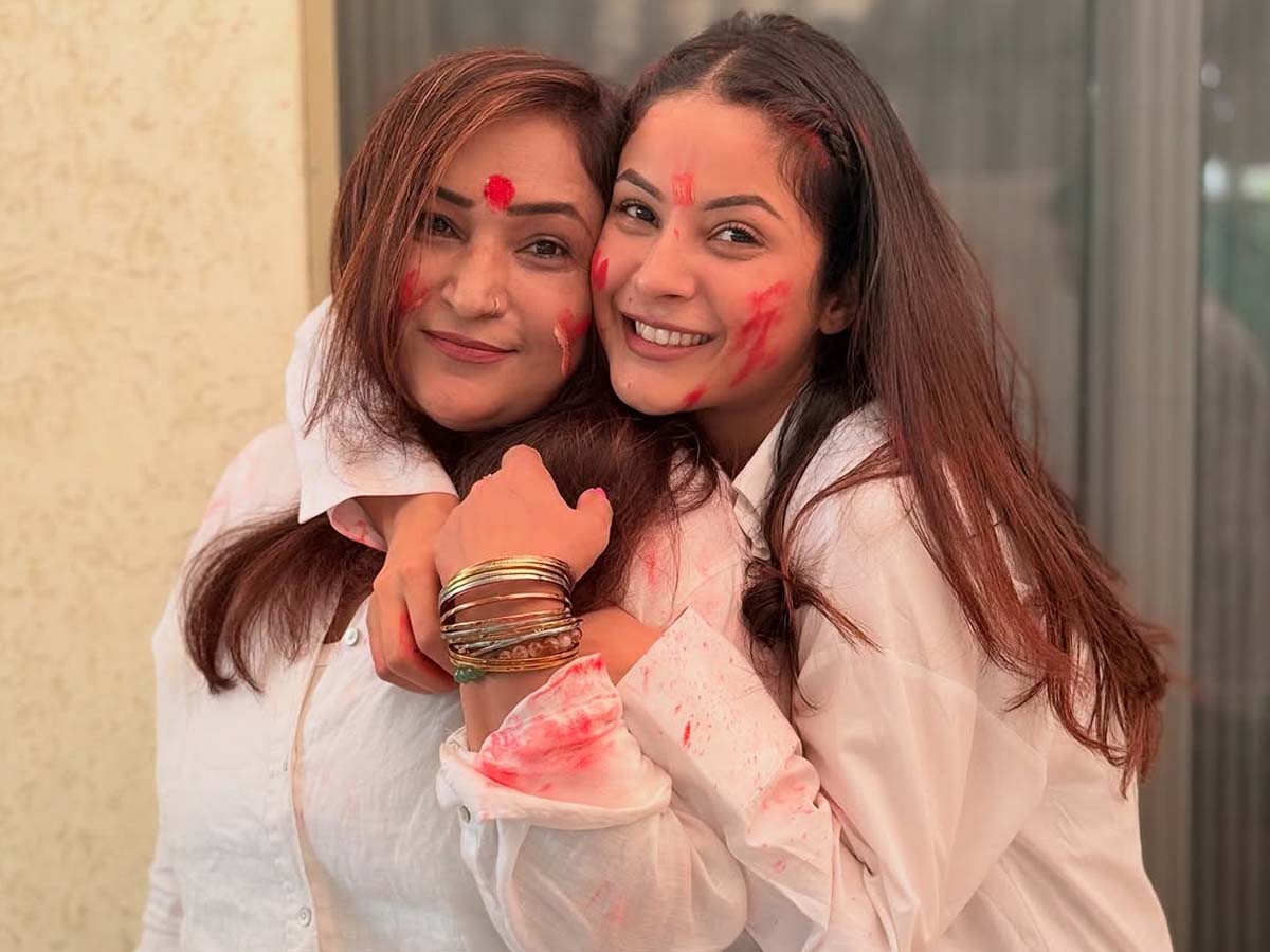 दिल जीत लेगी शहनाज गिल की सादगी