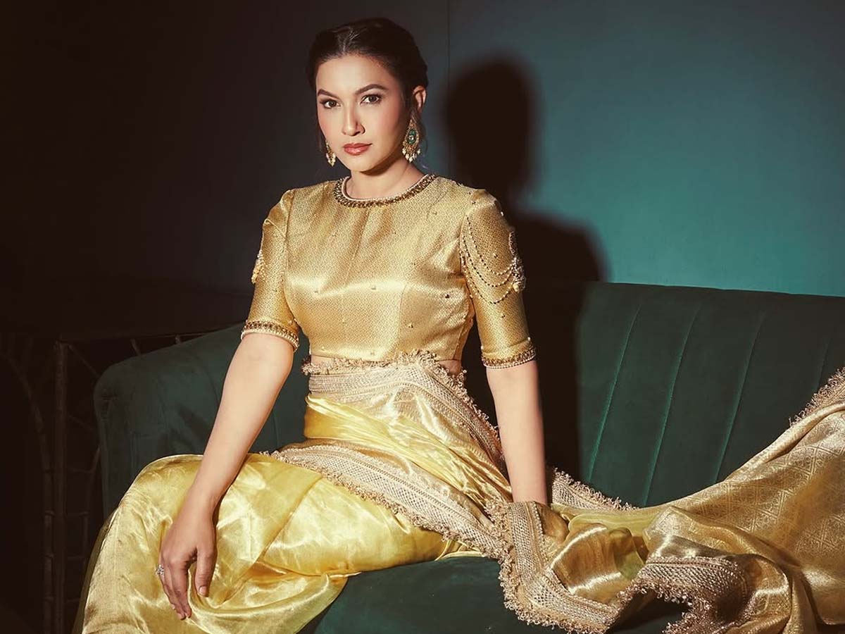 वायरल साड़ी में दिखीं गौहर खान