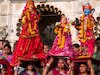 शिव और पार्वती जी को पूजा है समर्पित