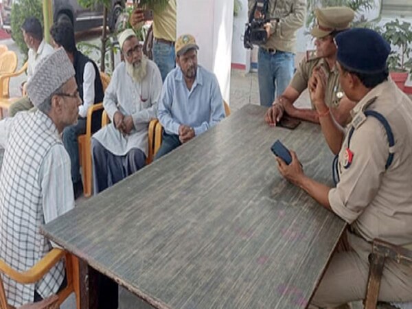 Sambhal News: नाम बदलकर भी नेजा मेले का नहीं होगा आयोजन, प्रशासन की दो टूक