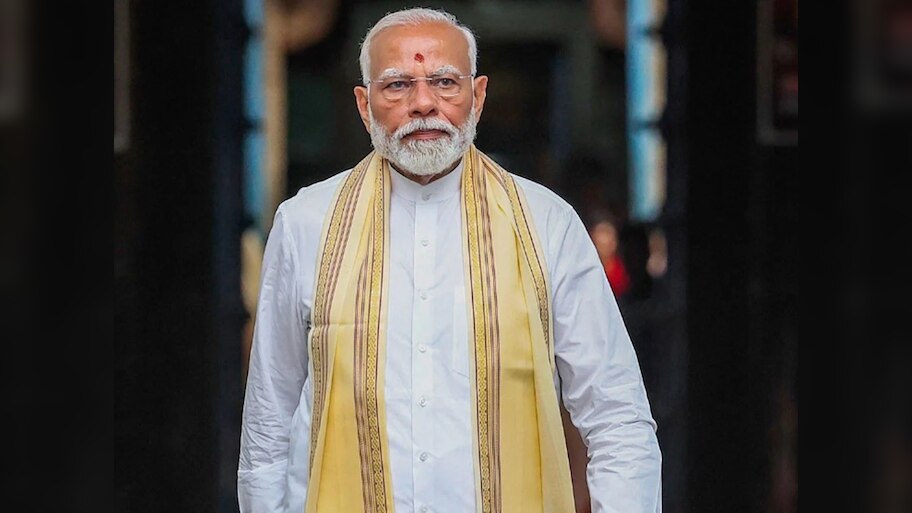 PM Modi reveal secret of staying fit even at age of 74 this is how you ...