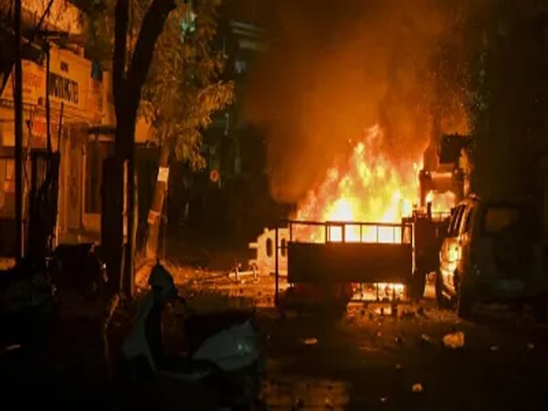 Nagpur violence: नागपुर हिंसा पर मुस्लिम नेताओं की सख्त प्रतिक्रिया, CM से की शांति वार्ती की अपील, रखी ये मांग
