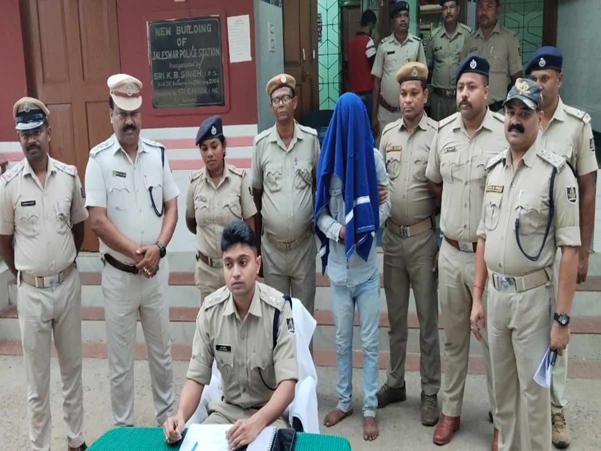 Balasore Police: ୨୬ ଲକ୍ଷ ଟଙ୍କାର ବ୍ରାଉନସୁଗାର ଜବତ କଲା ବାଲେଶ୍ୱର ପୋଲିସ, ଜଣେ ଗିରଫ Balasore Police: ୨୬ ଲକ୍ଷ ଟଙ୍କାର ବ୍ରାଉନସୁଗାର ଜବତ କଲା ବାଲେଶ୍ୱର ପୋଲିସ, ଜଣେ ଗିରଫ