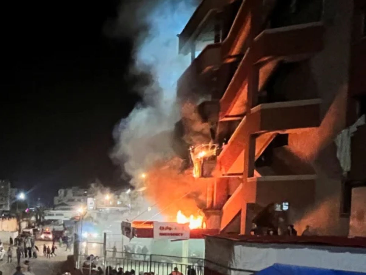इजराइल ने गाजा के अस्पताल पर किया हमला इजराइल ने गाजा के अस्पताल पर किया हमला