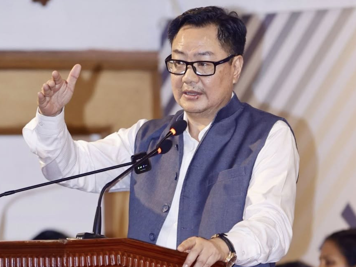 'भारत में अल्पसंख्यक हैं सुरक्षित,' किरेन रिजिजू बोले- 'दुनिया में न जाए...' 'भारत में अल्पसंख्यक हैं सुरक्षित,' किरेन रिजिजू बोले- 'दुनिया में न जाए...'