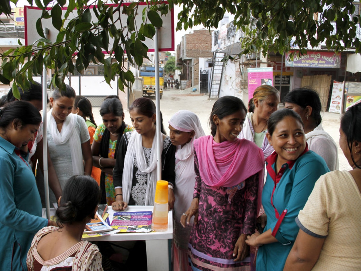 महिलाओं को पब्लिक प्लेस पर जल्द मिलेगी ये खास सुविधाएं, केंद्र ने सभी राज्यों को दिया निर्देश