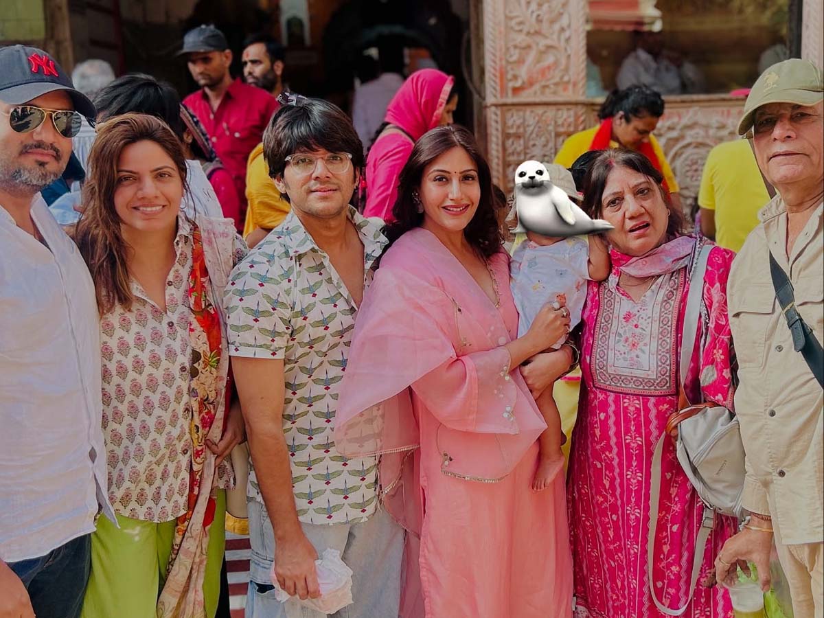 सुरभि चंदना की फोटोज हो रही हैं वायरल