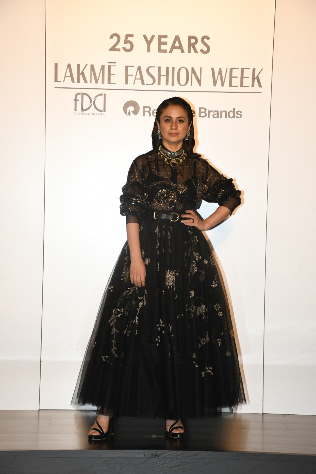 रसिका दुगल