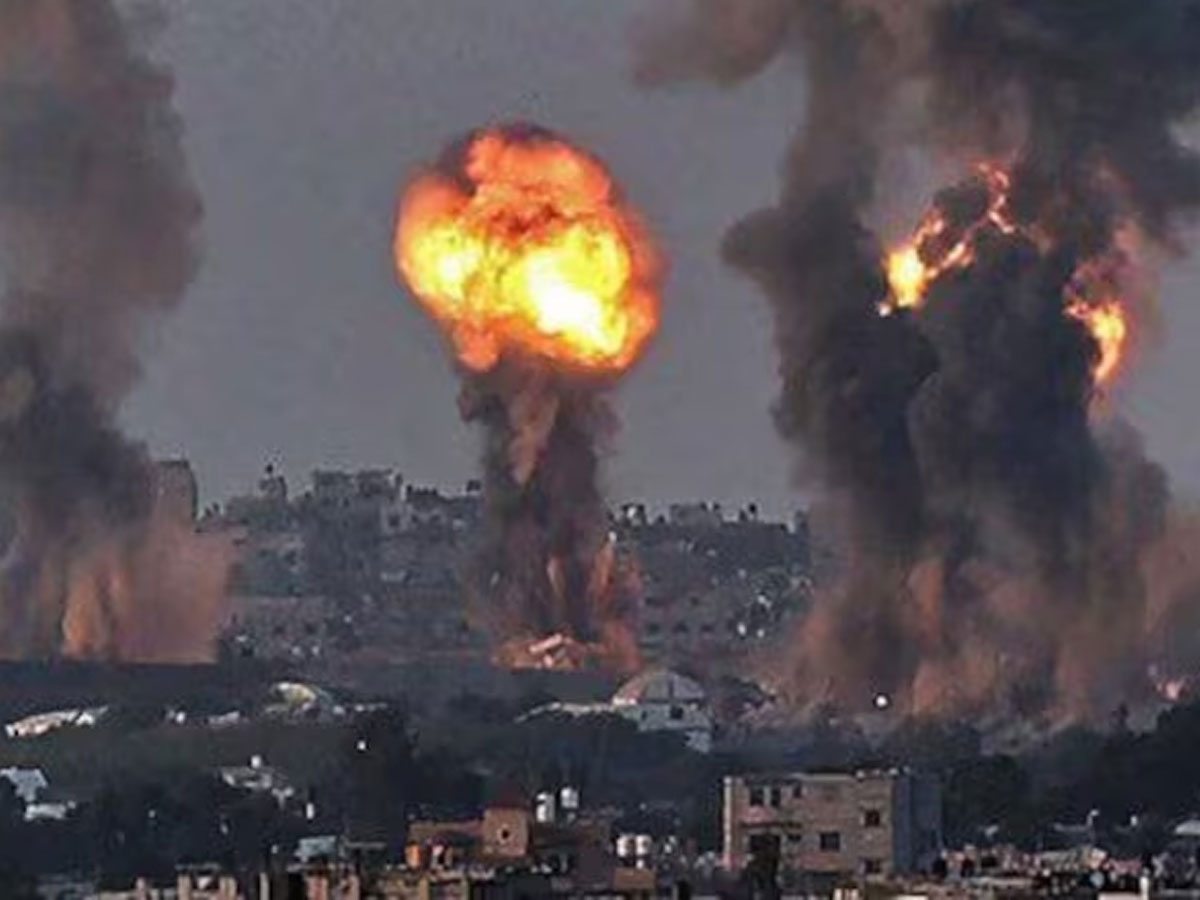 इजरायल का बेरूत पर बड़ा हमला, हिजबुल्लाह के ठिकाने को बनाया निशाना इजरायल का बेरूत पर बड़ा हमला, हिजबुल्लाह के ठिकाने को बनाया निशाना