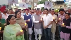 विमल नेगी की मौत मामले में BJP का सरकार के खिलाफ प्रदर्शन, कैंडल मार्च निकलते हुए की CBI जांच की मांग 