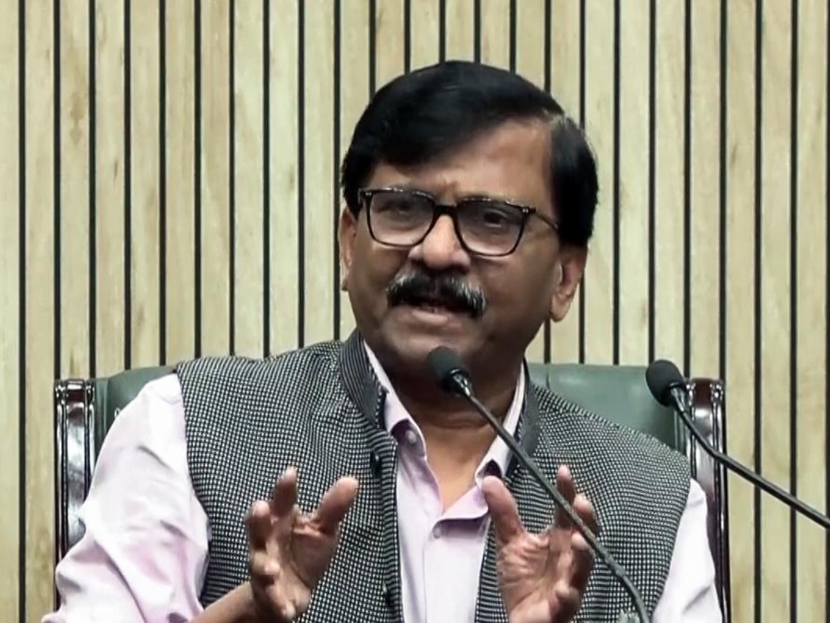 शिवसेना यूबीटी सांसद संजय राउत शिवसेना यूबीटी सांसद संजय राउत