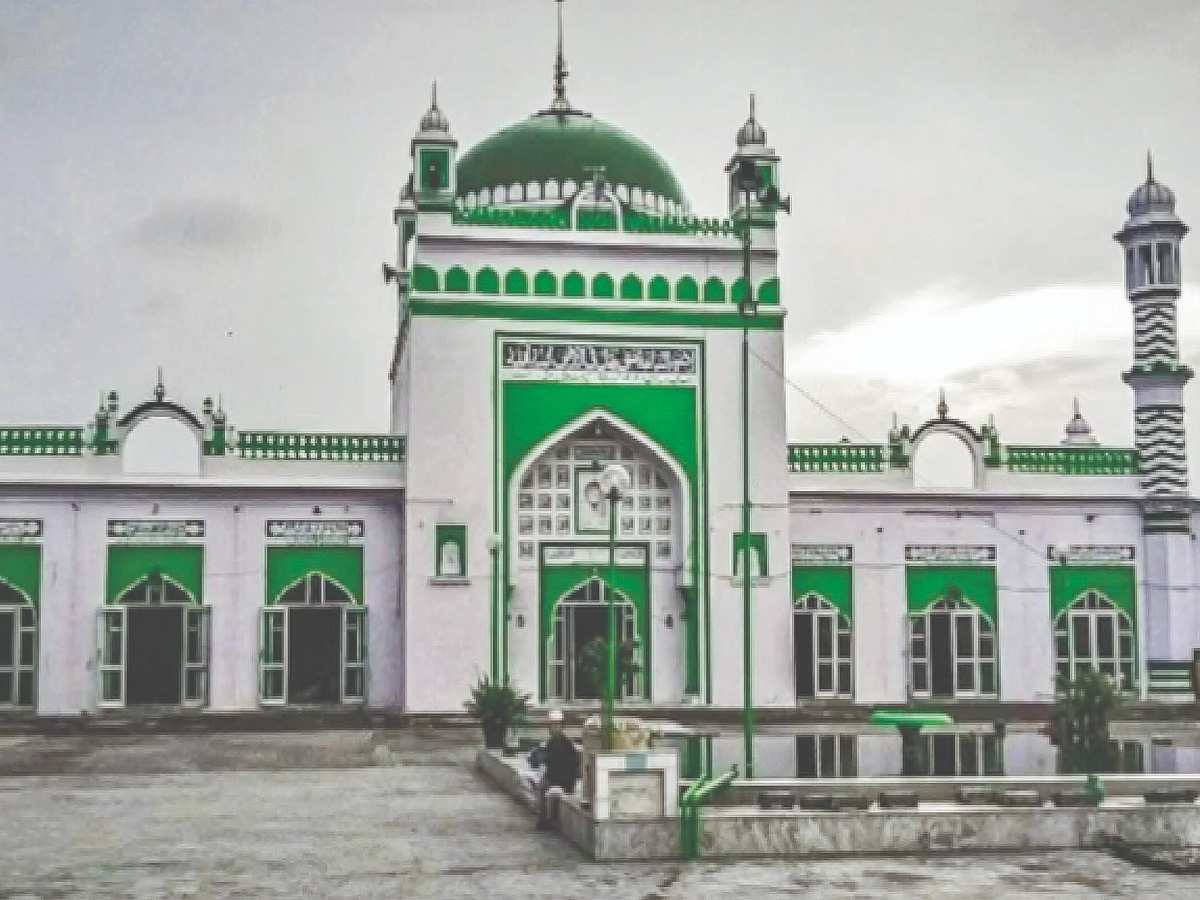 Sambhal: क्या है जामा और जुमा मस्जिद में फर्क? ASI के नाम बदलने पर विवाद Sambhal: क्या है जामा और जुमा मस्जिद में फर्क? ASI के नाम बदलने पर विवाद