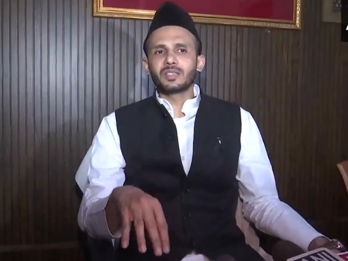 Sambhal: तबियत खराब है, फिर भी होऊंगा पेश; SIT की पूछताछ से पहले क्या बोले जियाउर्रहमान बर्क? Sambhal: तबियत खराब है, फिर भी होऊंगा पेश; SIT की पूछताछ से पहले क्या बोले जियाउर्रहमान बर्क?