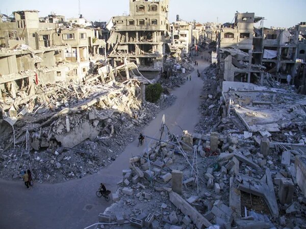 Gaza में रातभर बमबारी करता रहा इजराइल 19 लोगों की मौत, दर्जनों घायल