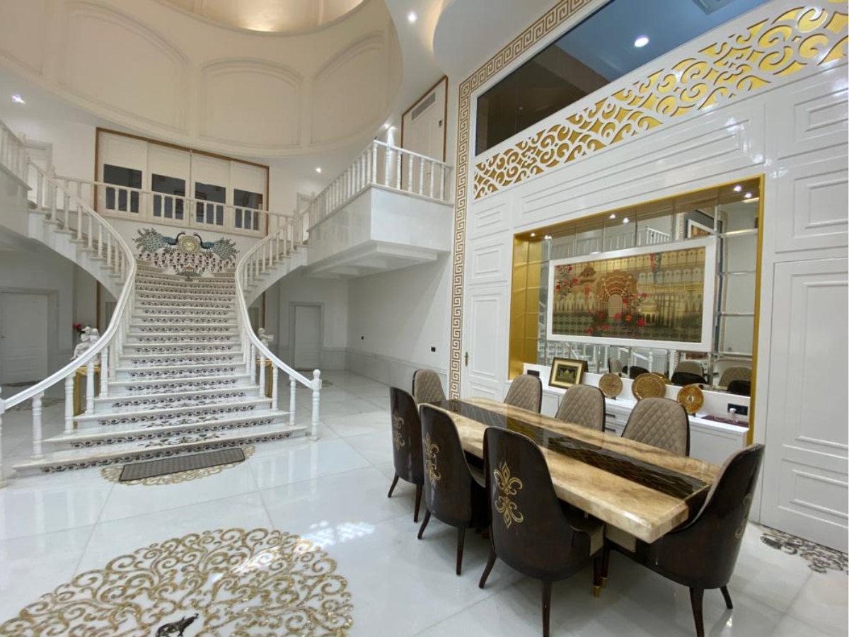 unique modern house design in burhanpur mp man builts taj mahal house ...