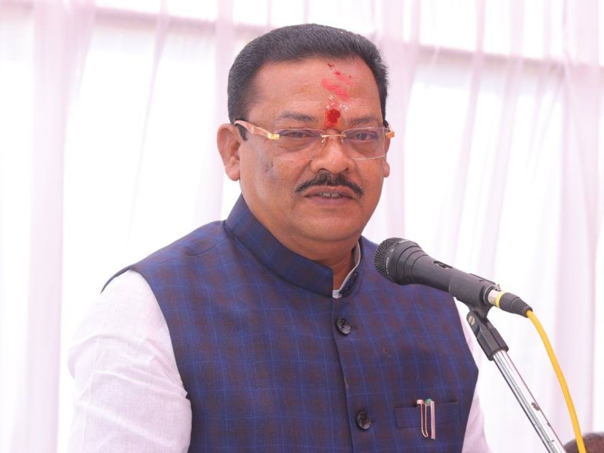 महाराष्ट्र सरकार के मंत्री संजय शिरसाट महाराष्ट्र सरकार के मंत्री संजय शिरसाट