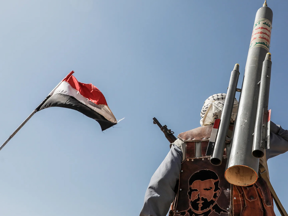 मार्च में हूतियों पर 100 से ज्यादा अमेरिकी हमले, हूती बोले नहीं हटेंगे पीछे मार्च में हूतियों पर 100 से ज्यादा अमेरिकी हमले, हूती बोले नहीं हटेंगे पीछे