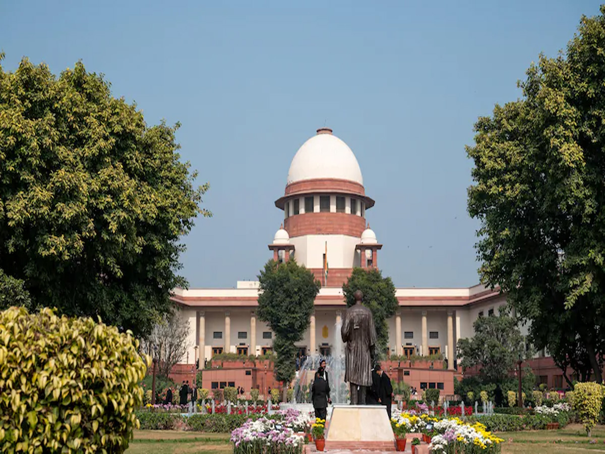 Waqf Act के पक्ष में दायर हुई याचिकाएं, हिंदू संगठनों ने दी ये बड़ी दलील Waqf Act के पक्ष में दायर हुई याचिकाएं, हिंदू संगठनों ने दी ये बड़ी दलील