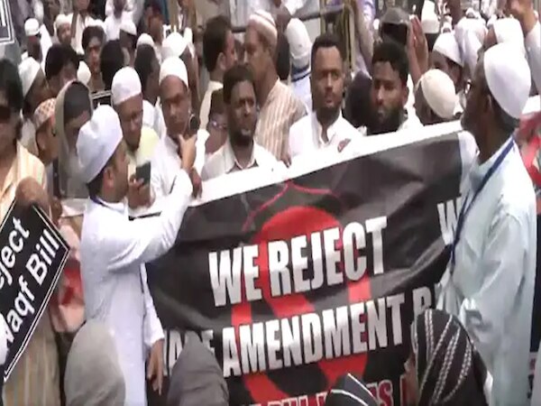 Jaipur: जुमा के बाद वक्फ कानून के खिलाफ होगा प्रोटेस्ट; नमाज से पहले होंगी तकरीरें