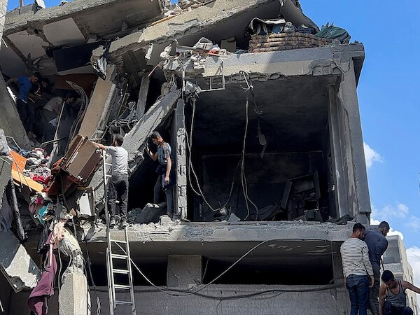 Gaza: क्रूरता की सारी हदें पार, Israel ने की 10 लोगों की हत्या, जिनमें 7 बच्चे शामिल