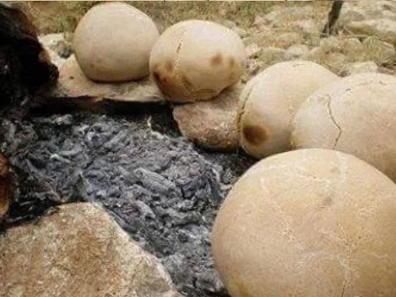 Pakistan Balochistan unique stone bread pathar ki roti story ...