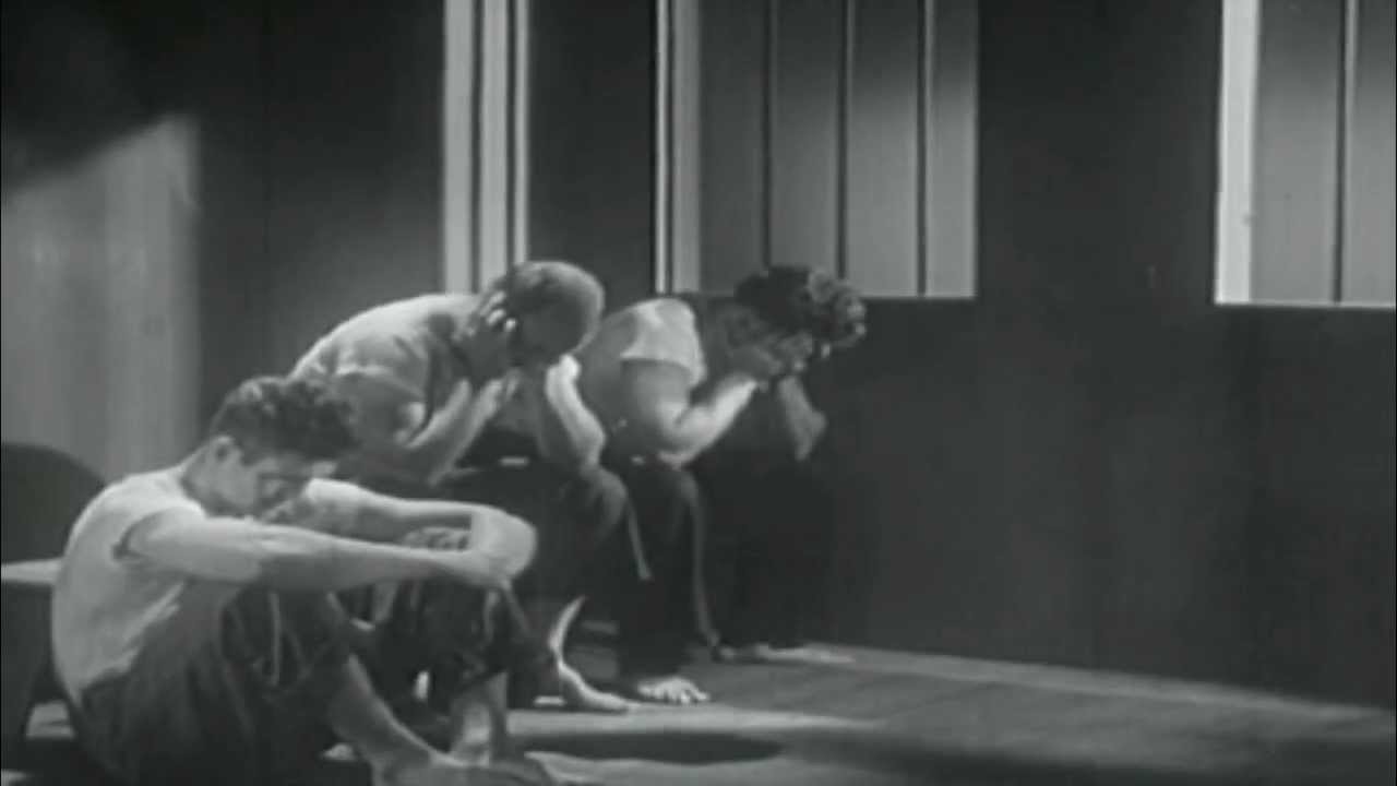 90 Years Old World Worst Song Ever Gloomy Sunday Took 100 People Life Including Lyricist Ban Lifted After 62 Years Available On YouTube | ये है दुनिया का सबसे मनहूस गाना, जिसने ले ली थी 100 से ज्यादा लोगों की जान, 62 साल बाद जाकर हटा बैन, इसको कभी मत सुनना Rehmat Boutique गाने ने ले ली थी 100 लोगों की जान