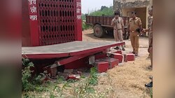 औरैया में खौफनाक हादसा, मंदिर की छत के गिरने से दो बच्चों की मौत, दो घायल