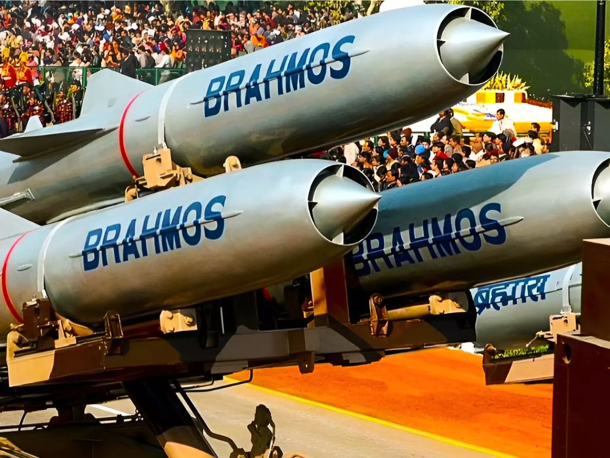 Brahmos Missile: यूपी के इस जिले में बनेंगी 'बाहुबली' ब्रह्मोस मिसाइलें, सुनते ही दुश्मनों के कान होंगे खड़े!