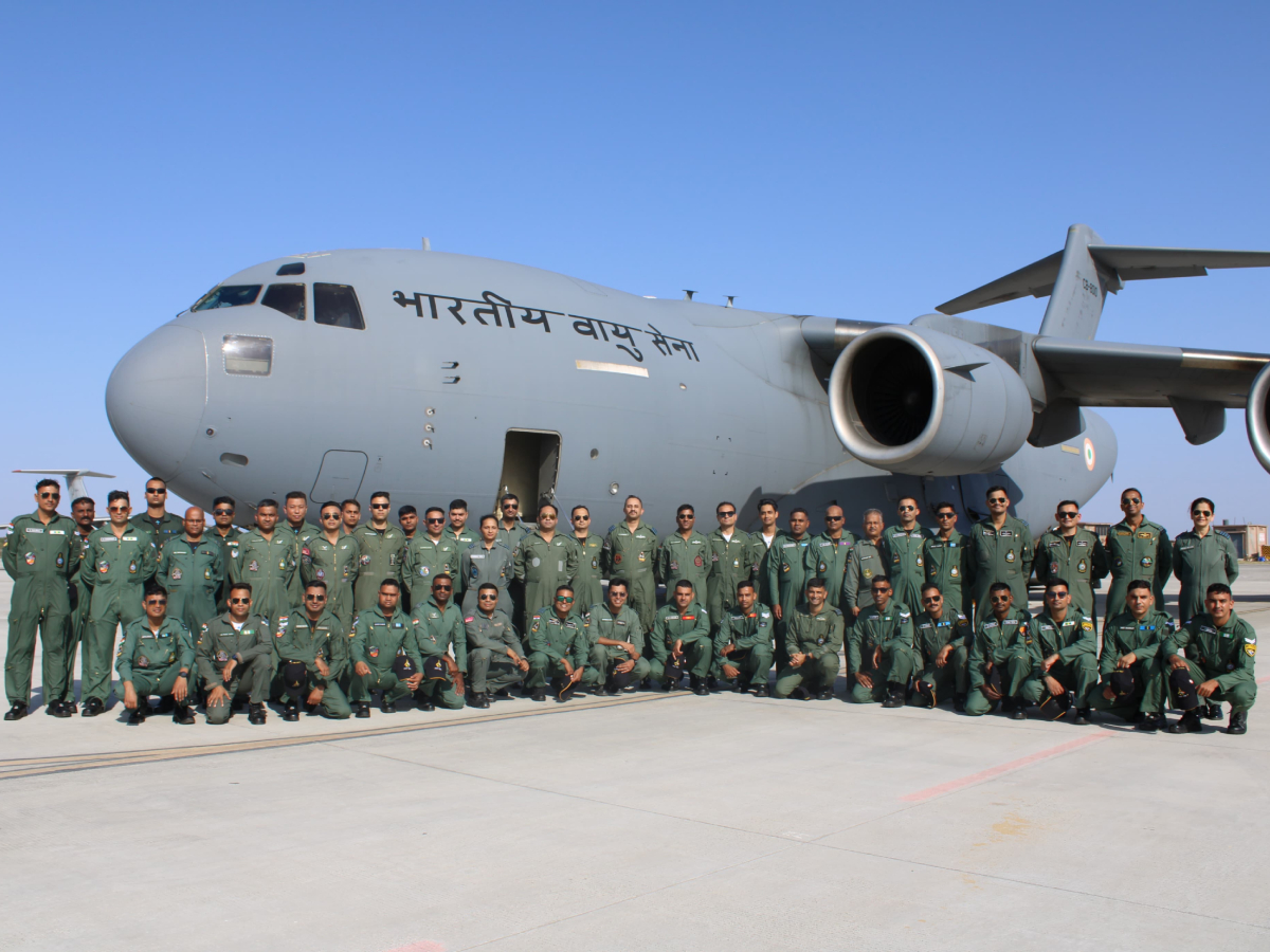 यूएई के आसमान में 18 गरजेंगे IAF के फाइटर प्लेन यूएई के आसमान में 18 गरजेंगे IAF के फाइटर प्लेन