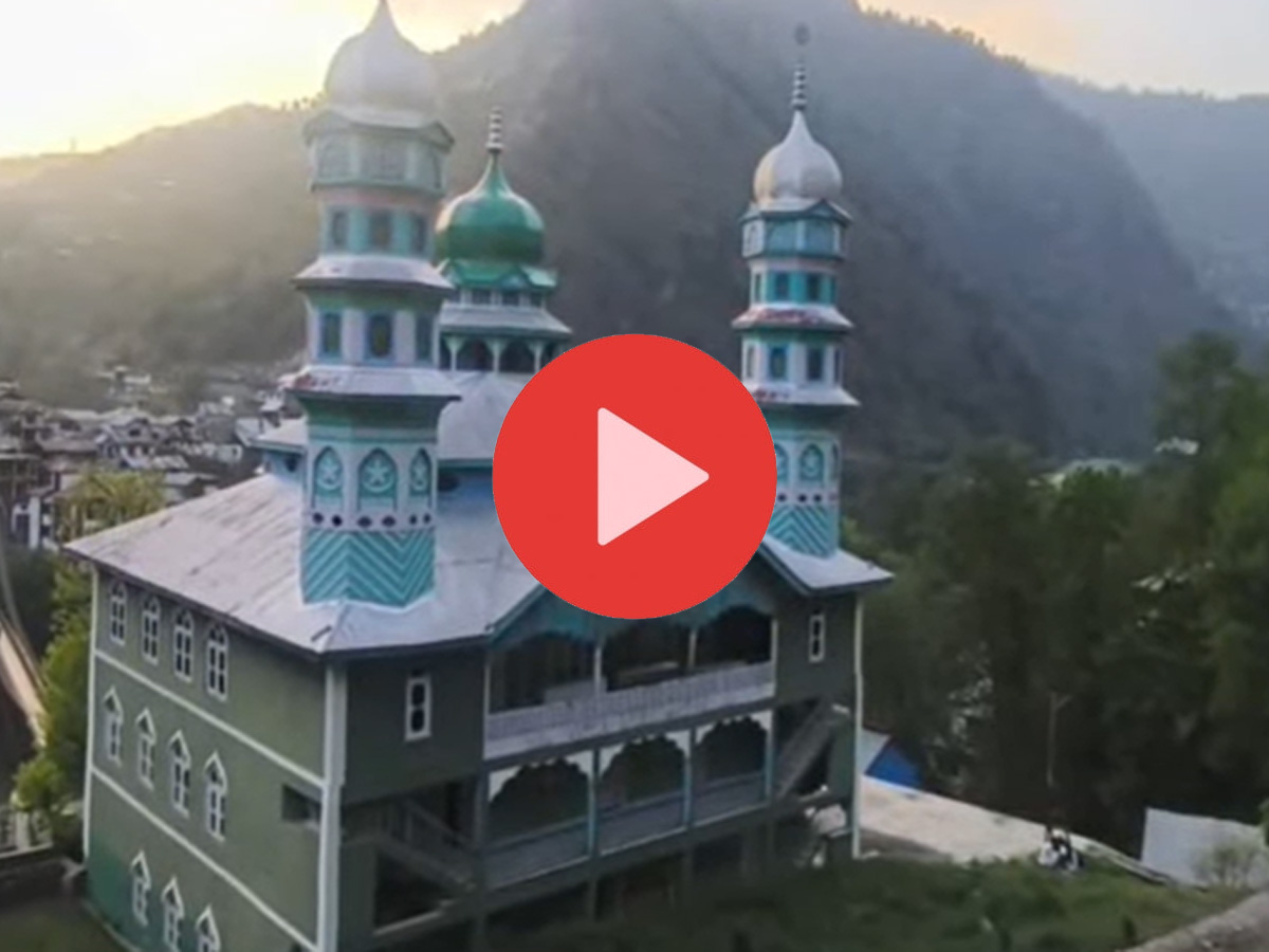 पहलगाम हमले के बाद कश्मीर की मस्जिद में ऐलान का वीडियो वायरल, आप भी देखें पहलगाम हमले के बाद कश्मीर की मस्जिद में ऐलान का वीडियो वायरल, आप भी देखें