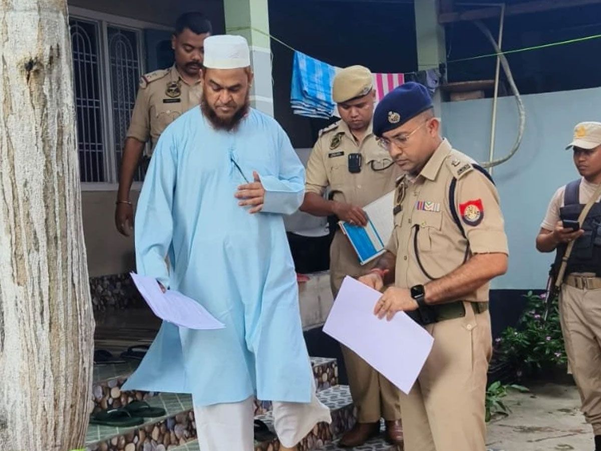 Pahalgam Attack को लेकर विवादित बयान देने वाले असम के मुस्लिम विधायक गिरफ्तार Pahalgam Attack को लेकर विवादित बयान देने वाले असम के मुस्लिम विधायक गिरफ्तार