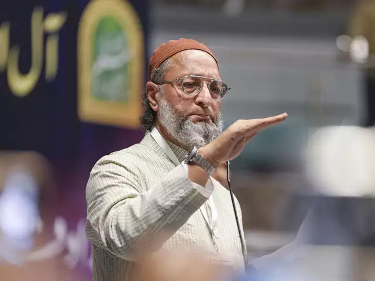 Pahalgam Attack: कहां स्टोर करेंगे सिंधू का पानी, ओवैसी ने मीटिंग के बाद उठाया सवाल Pahalgam Attack: कहां स्टोर करेंगे सिंधू का पानी, ओवैसी ने मीटिंग के बाद उठाया सवाल